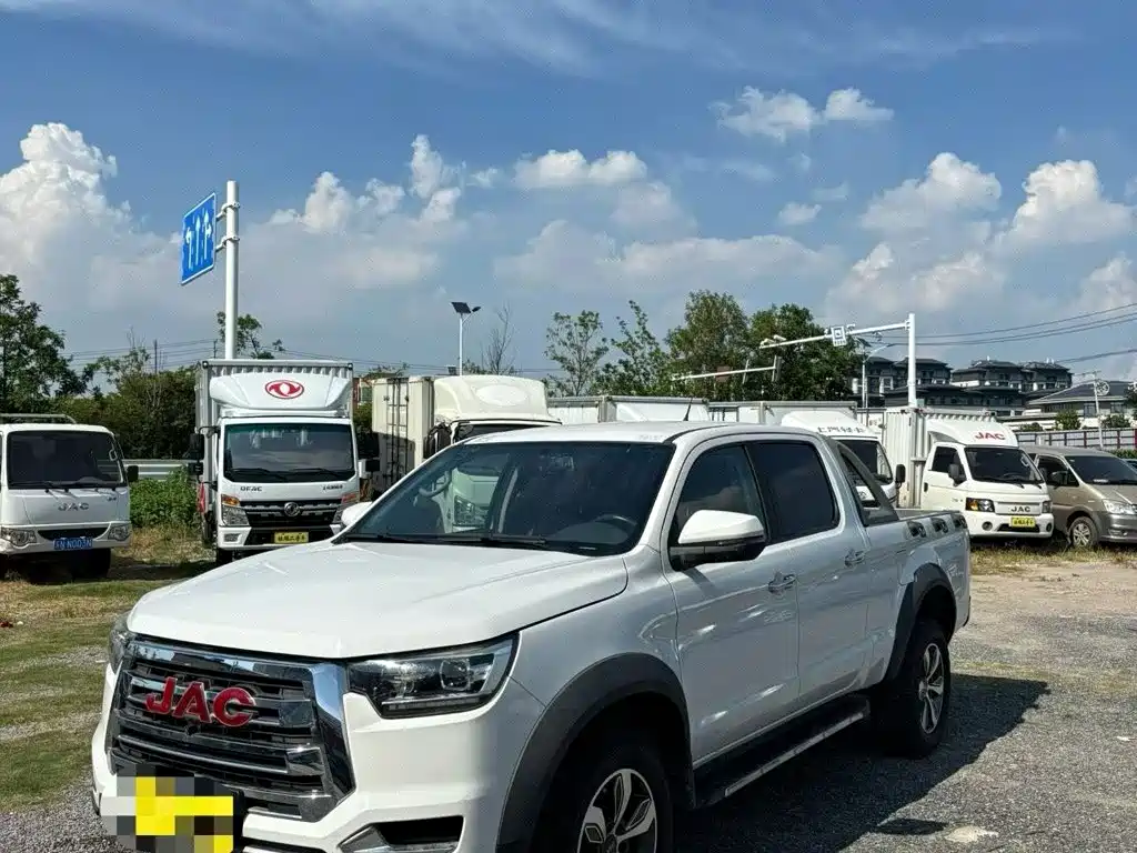 JAC Motors JAC T8 2018 2018 Model 2.0T Diesel 2WD Luxury Large Double HFC4DB2-1D1
