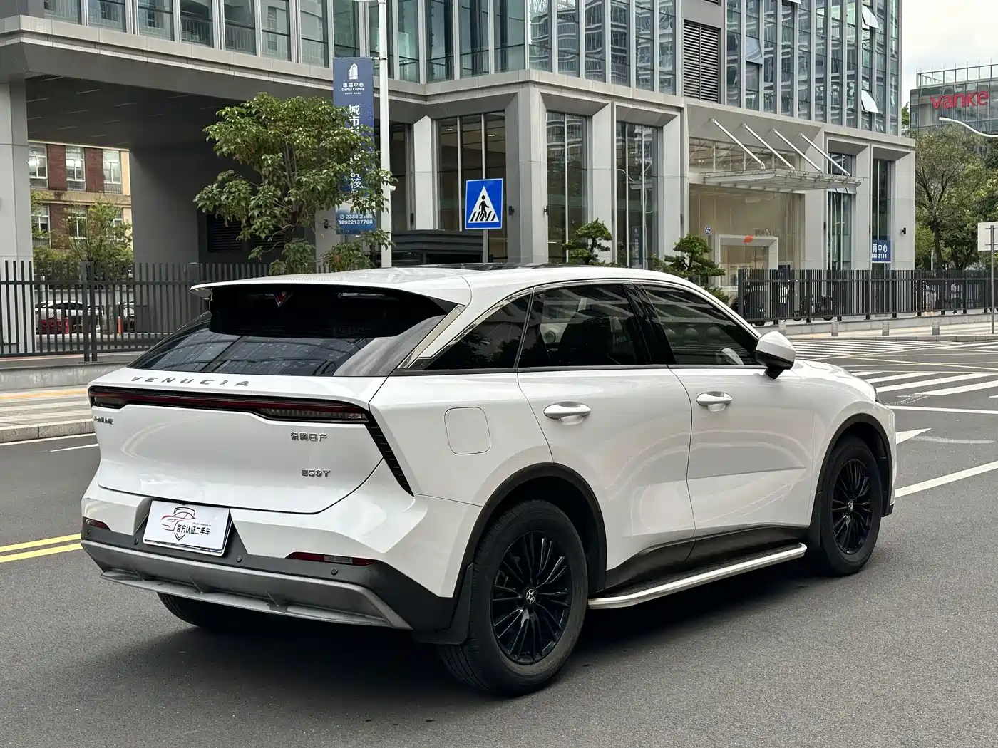 Venucia Big V 2022 2021 260T Idol Edition