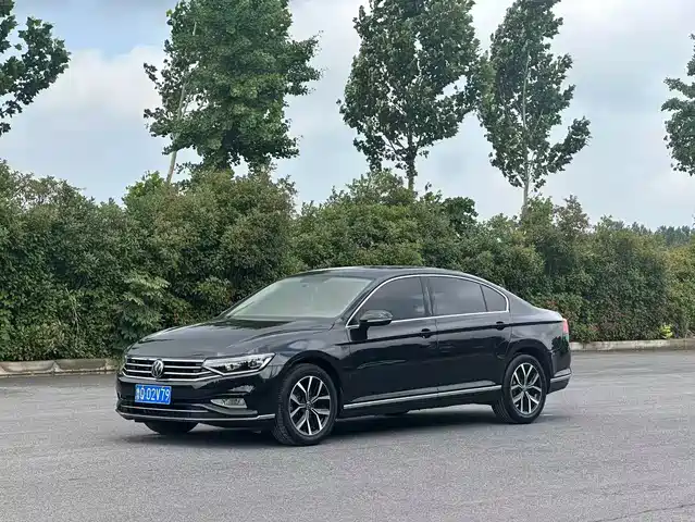 Volkswagen Magotan 280TSI DSG, Комфорт