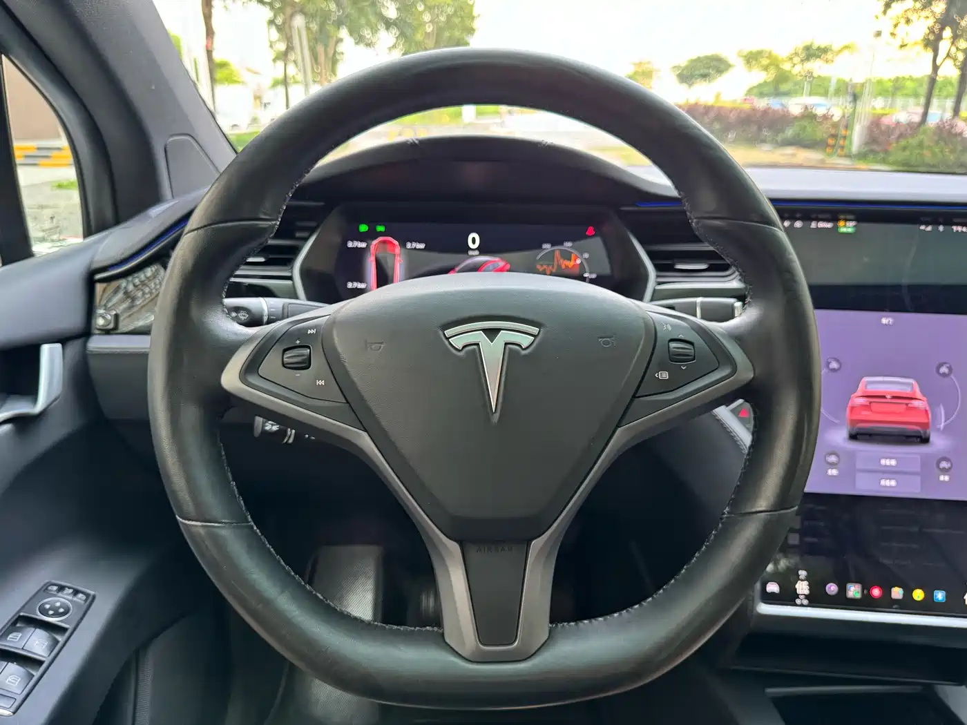 Photo 7 - Tesla Model X