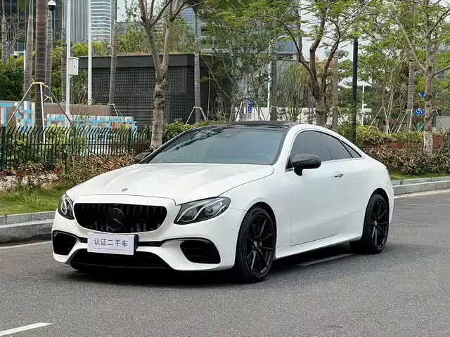 MERCEDES-BENZ E CLASS