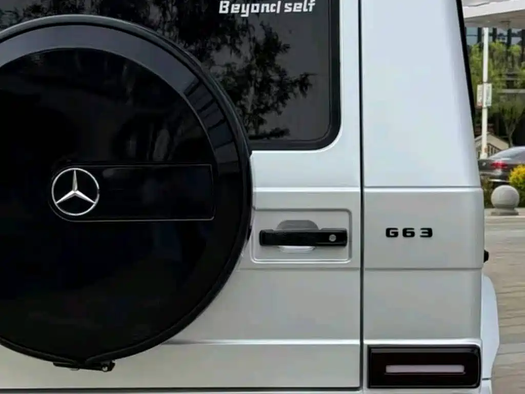 Фото 6 - Mercedes-Benz G-Class