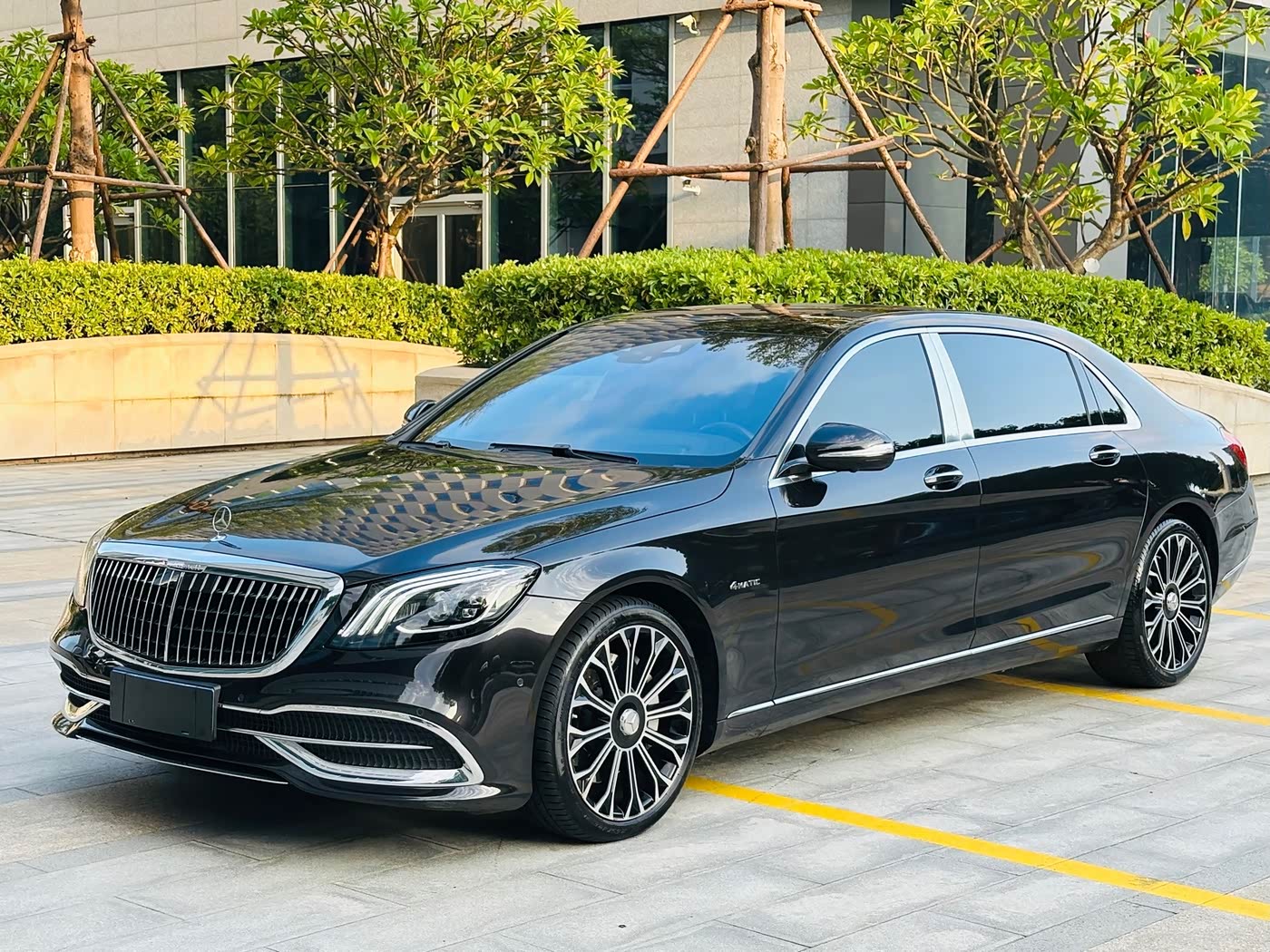 Mercedes-Benz Maybach S-Class
