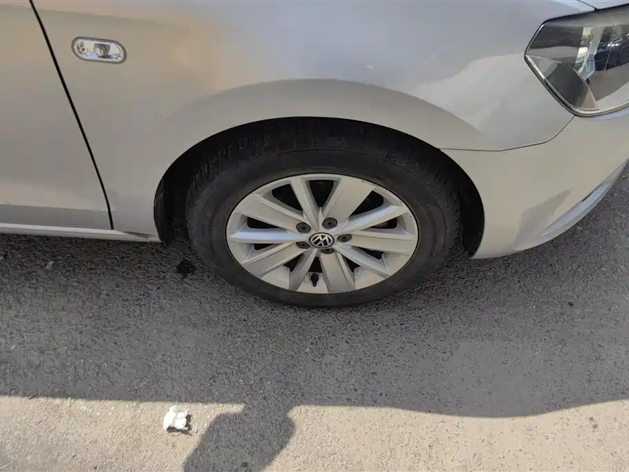 Volkswagen Jetta 2015 Value Edition 1.6L Manual Comfort фото 6