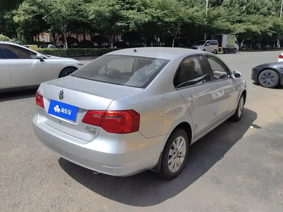 Volkswagen Jetta 2015 Value Edition 1.6L Manual Comfort фото 3