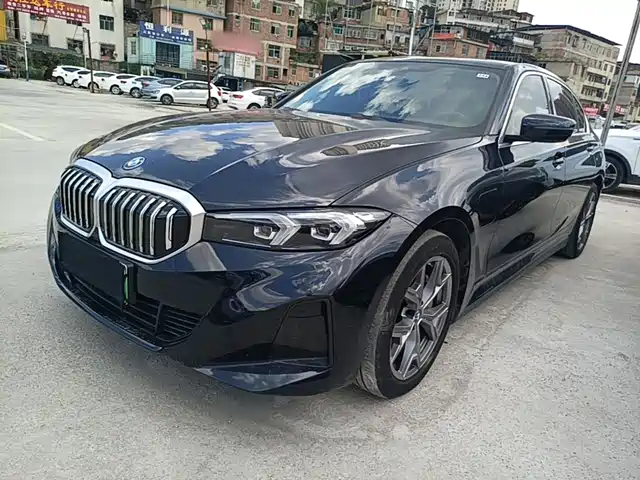 BMW i3 eDrive 35 L