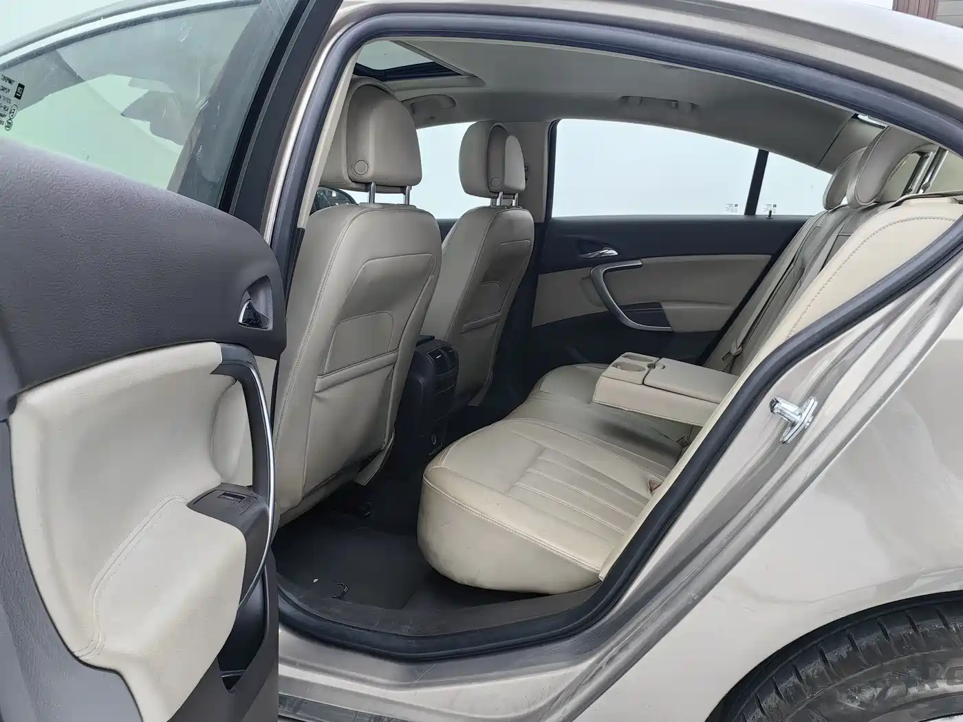 Buick Regal 2011 2.0L Comfort Edition фото 5
