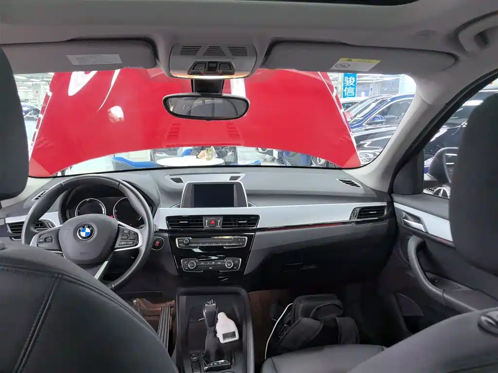 BMW X1 2019 sDrive18Li Fashion Model фото 8