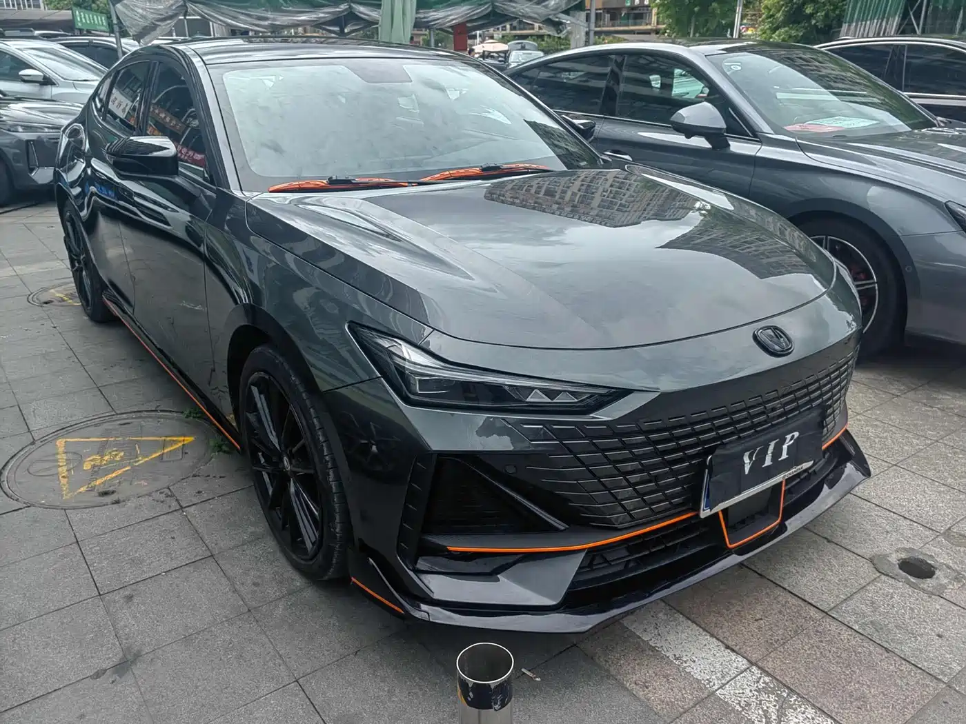 CHANGAN UNI-V