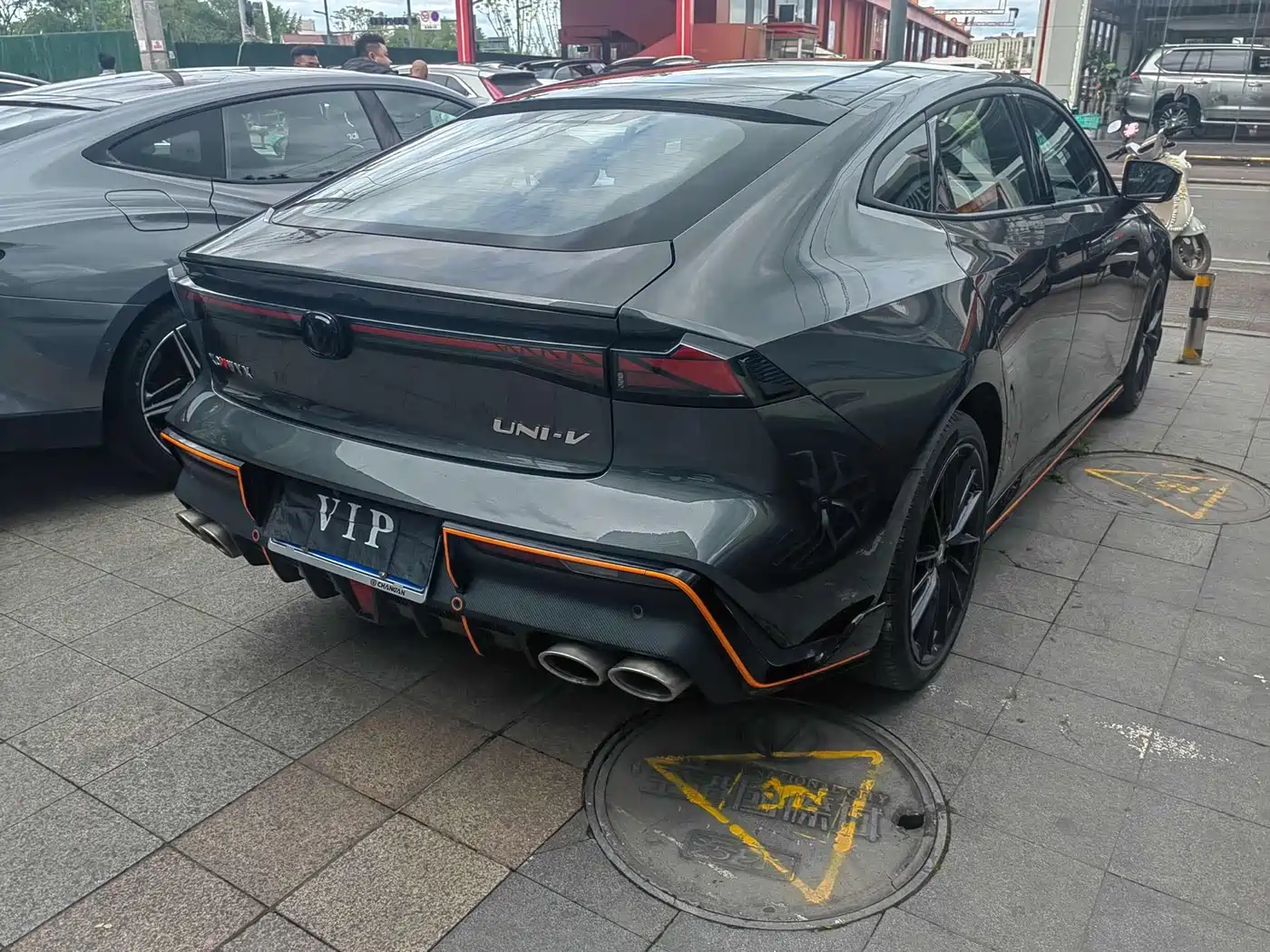 CHANGAN UNI-V