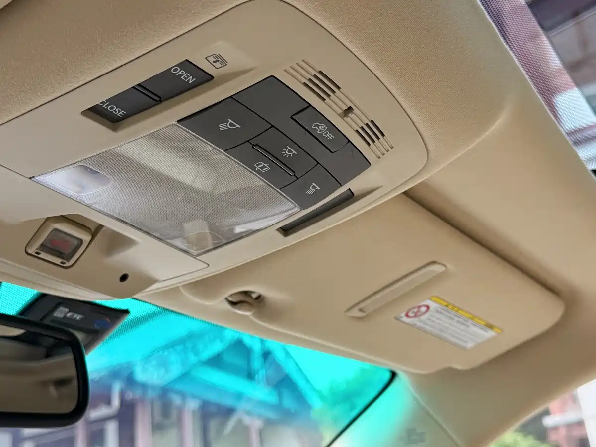 Lexus RX Classic 2009 Model 350 Premium Edition фото 32