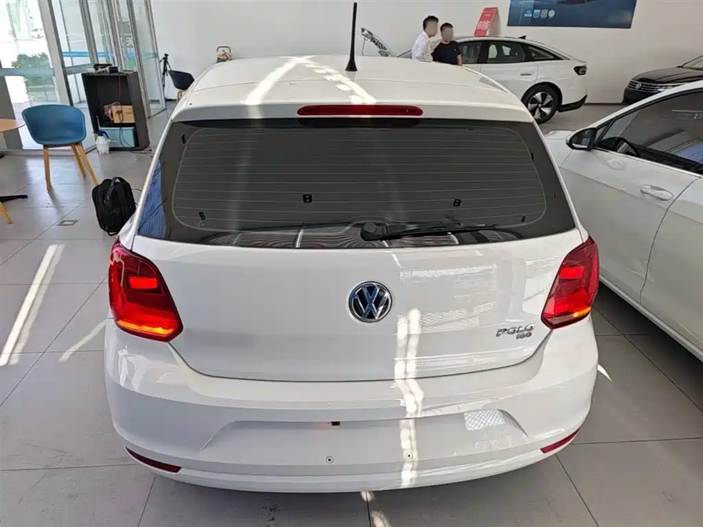 Volkswagen Polo 2018 1.5L Auto Safe Drive фото 6