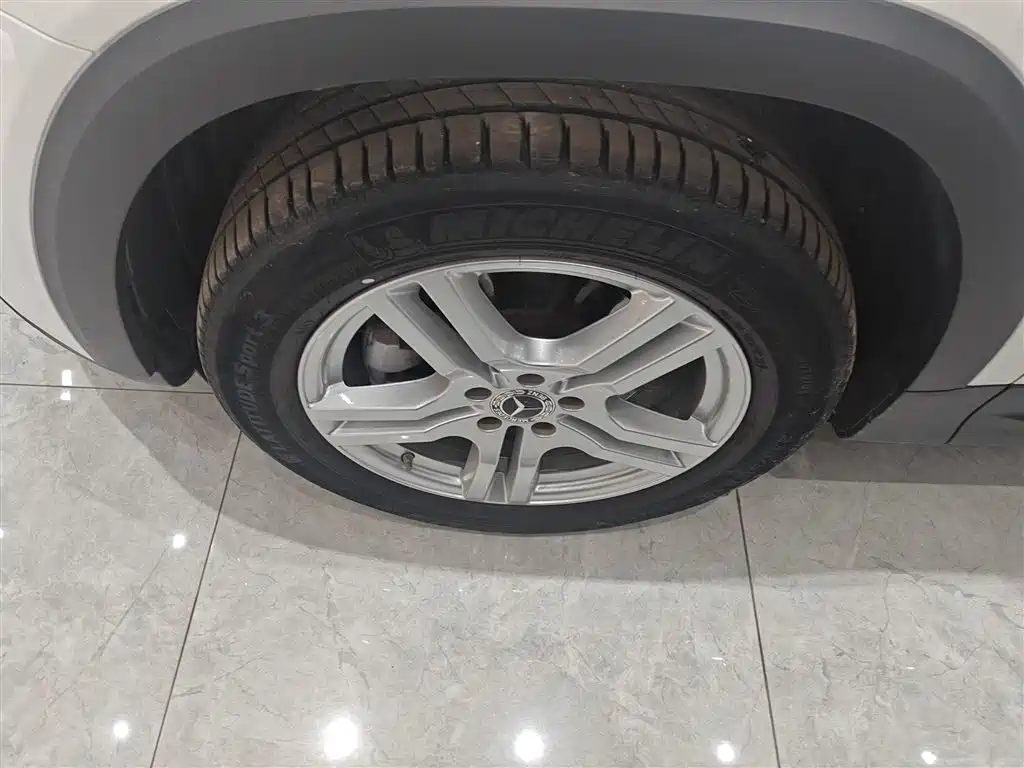 Mercedes-Benz GLB 2023 GLB 200 Dynamic фото 25
