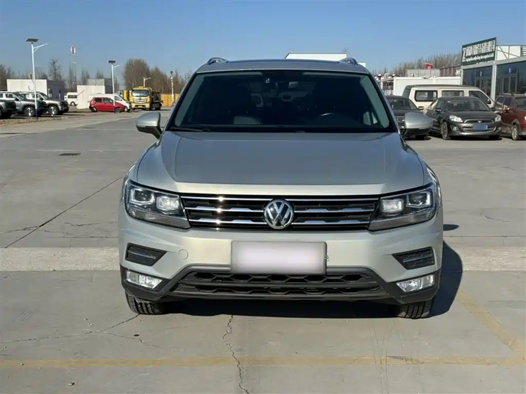 Volkswagen Tiguan L 2017 330TSI Automatic 2WD Luxury Edition фото 25