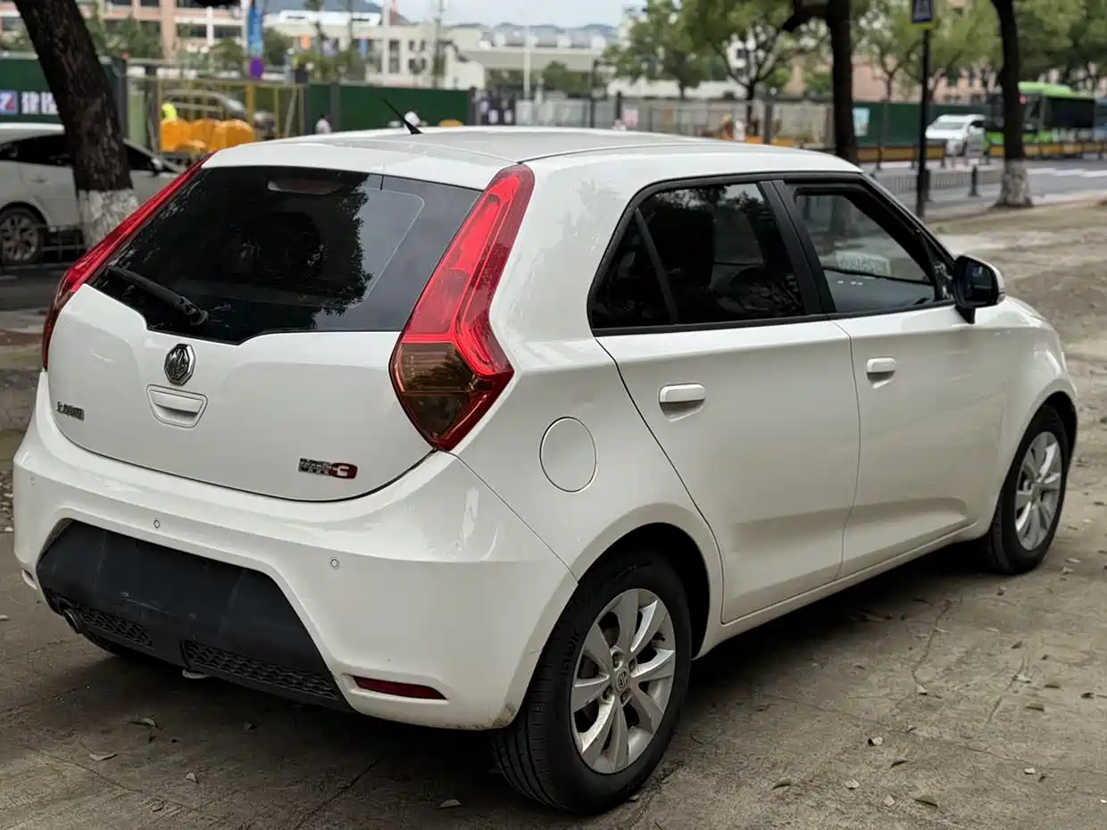 MG 3 2013 2013 1.5L AMT Elite Edition