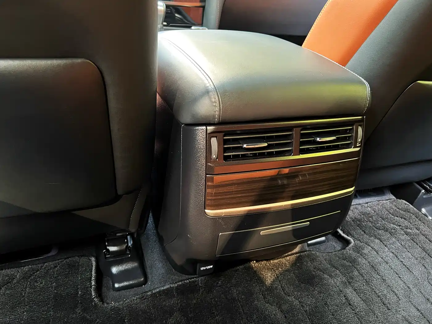 Lexus LX 2019 570 Peak Special Edition фото 12