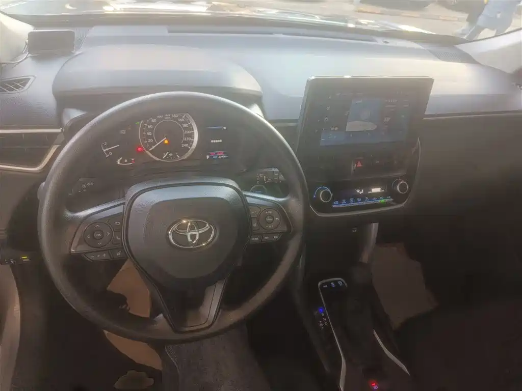 Toyota Corolla Cross 2022 2.0L Elite Edition фото 12