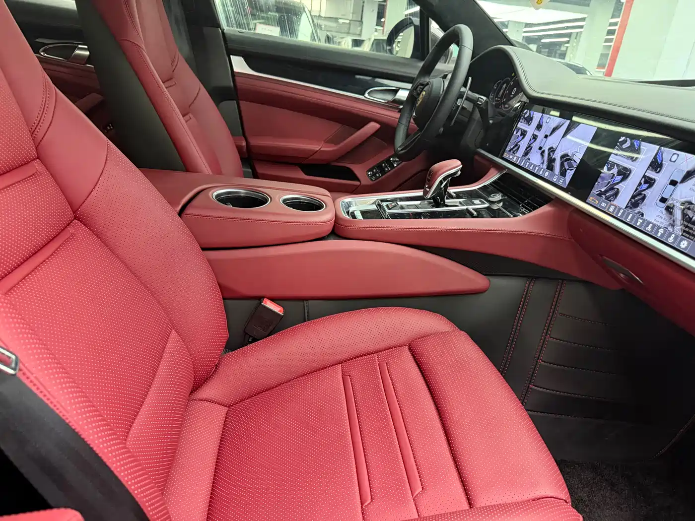 Porsche Panamera 2010 Panamera 4 3.6L фото 5