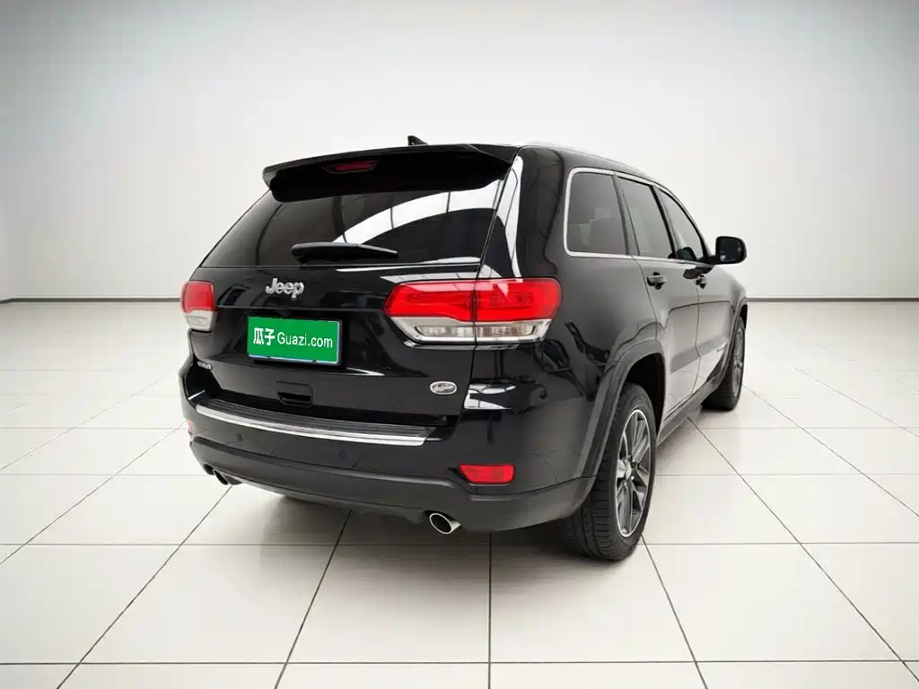 Jeep Grand Cherokee (Import) 2019 2017 3.6L Luxury Navigation Edition