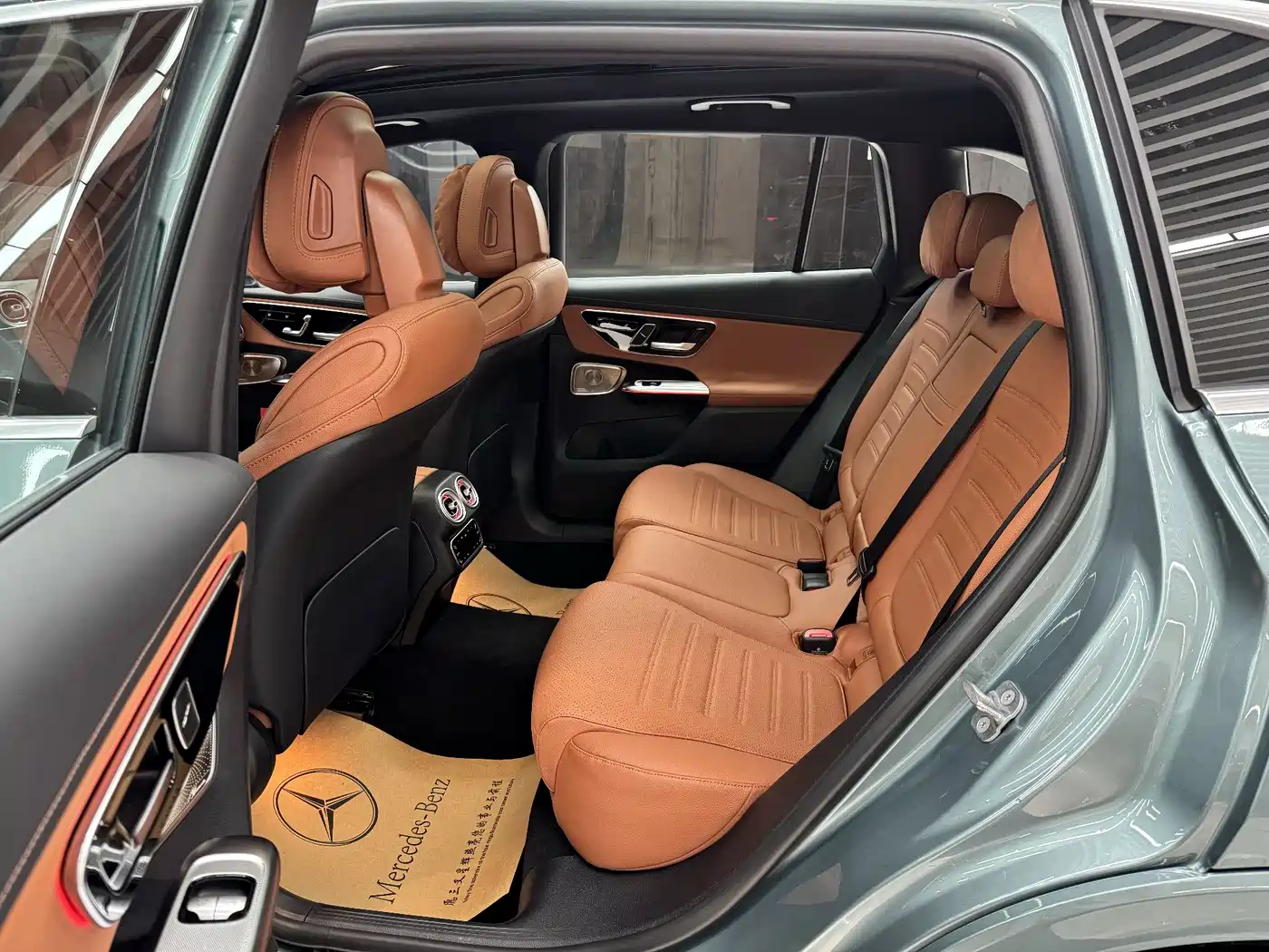 Mercedes-Benz GLC 2025 GLC 300 L 4MATIC Luxury 5-seater фото 19