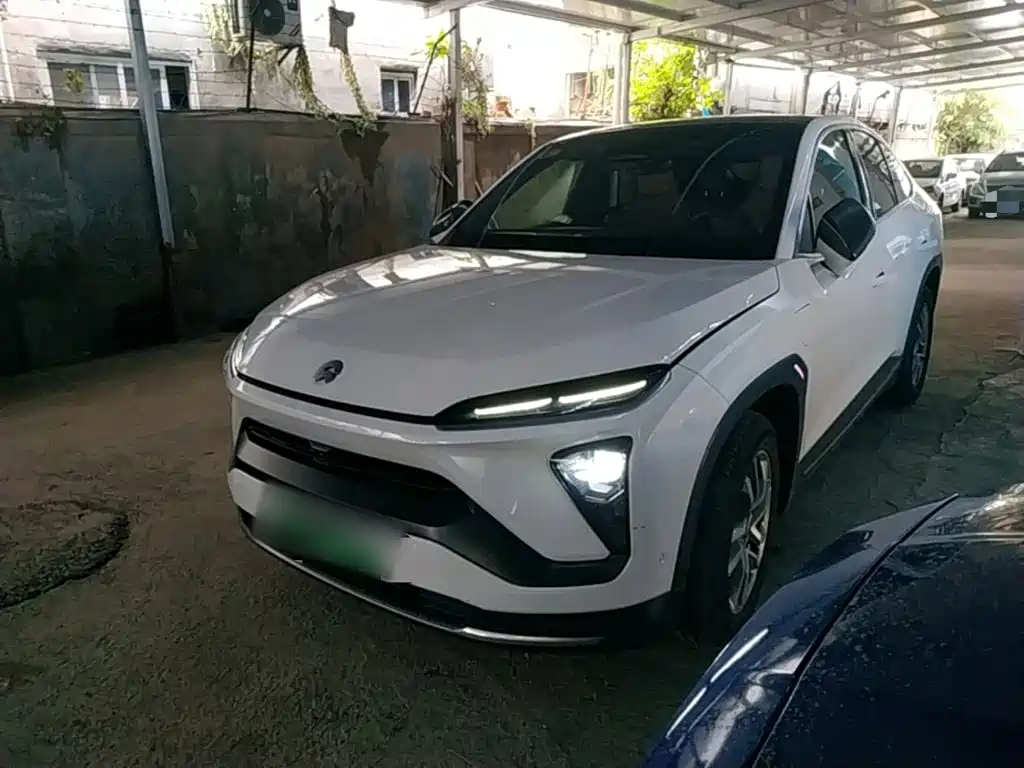 NIO ES6 2020