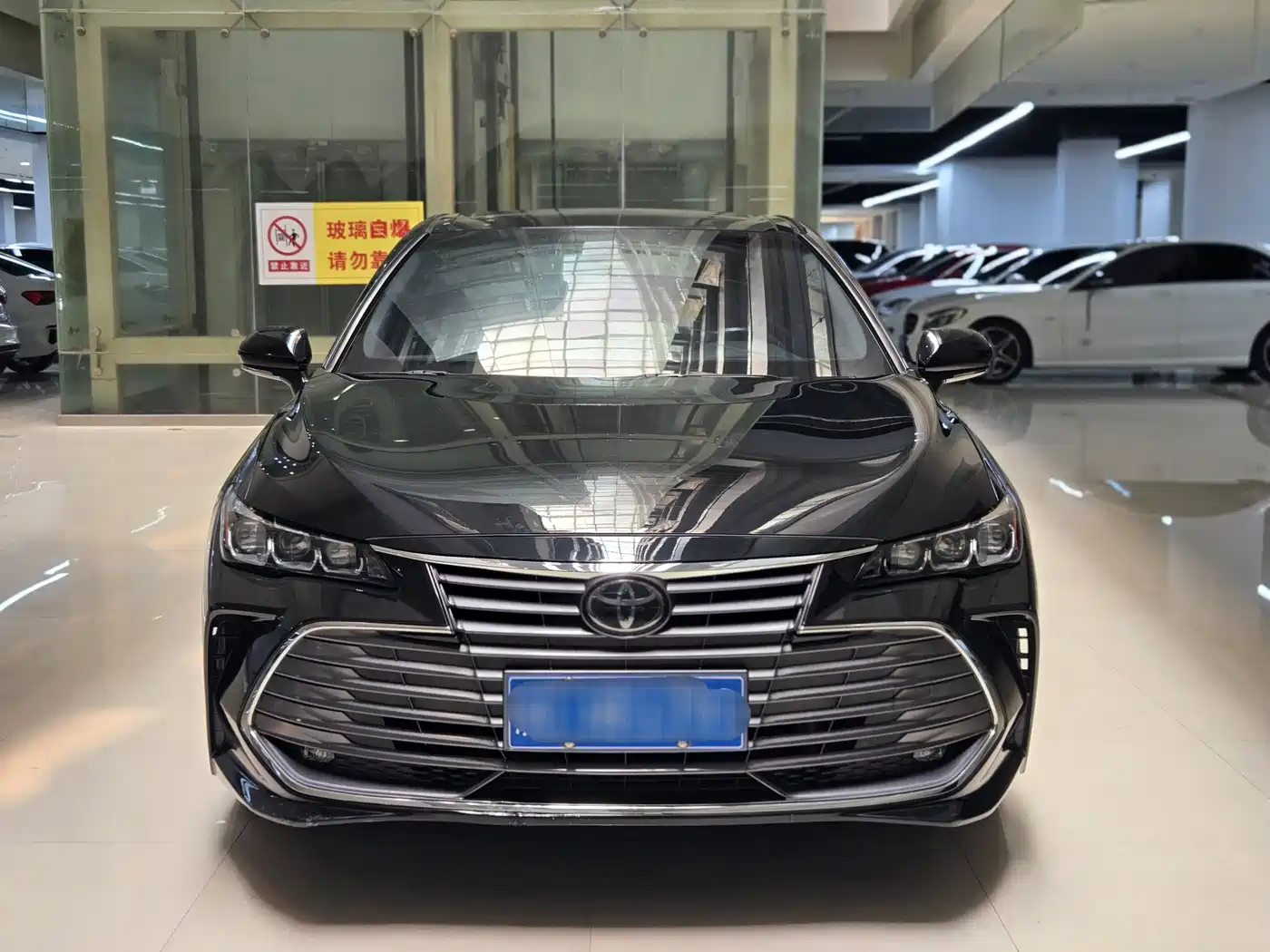 Toyota Avalon 2019 2.0L Luxury Edition (China VI) фото 2