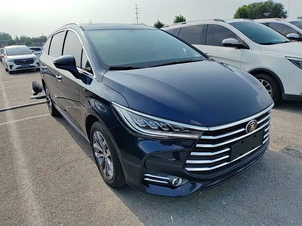 BYD Song MAX 2019 1.5T Automatic Smart Connection Rui Yi 6-seater China V фото 4