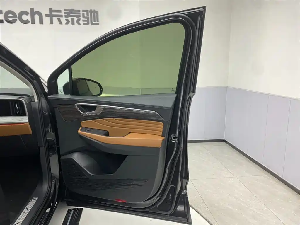 Volkswagen Talagon 2025 Model 450TSI AWD Premium 6-Seater фото 27