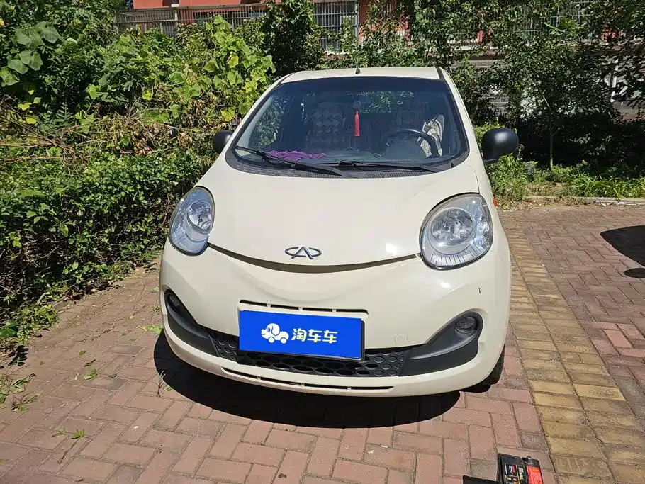 Chery QQ 2013 2013 1.0L Manual Joy Edition