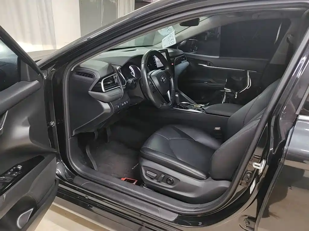 Toyota Camry 2023 2023 2.0GVP Leading Edition