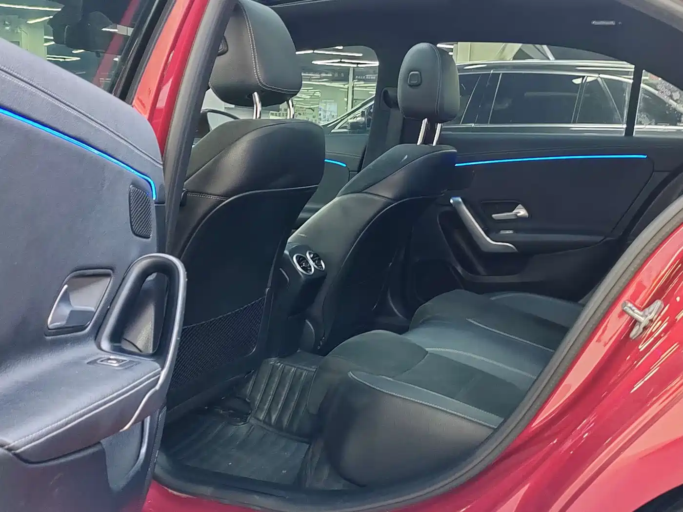 Mercedes-Benz A-Class 2019 A 200 L Sport Sedan фото 9