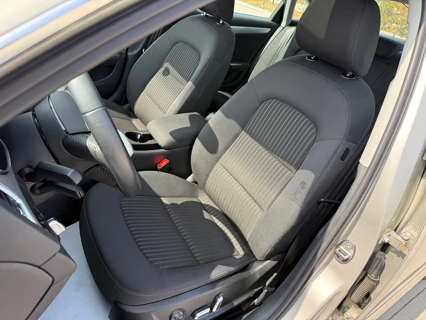 Audi A4L 2016 30 TFSI Collector's Edition Automatic Comfort фото 35