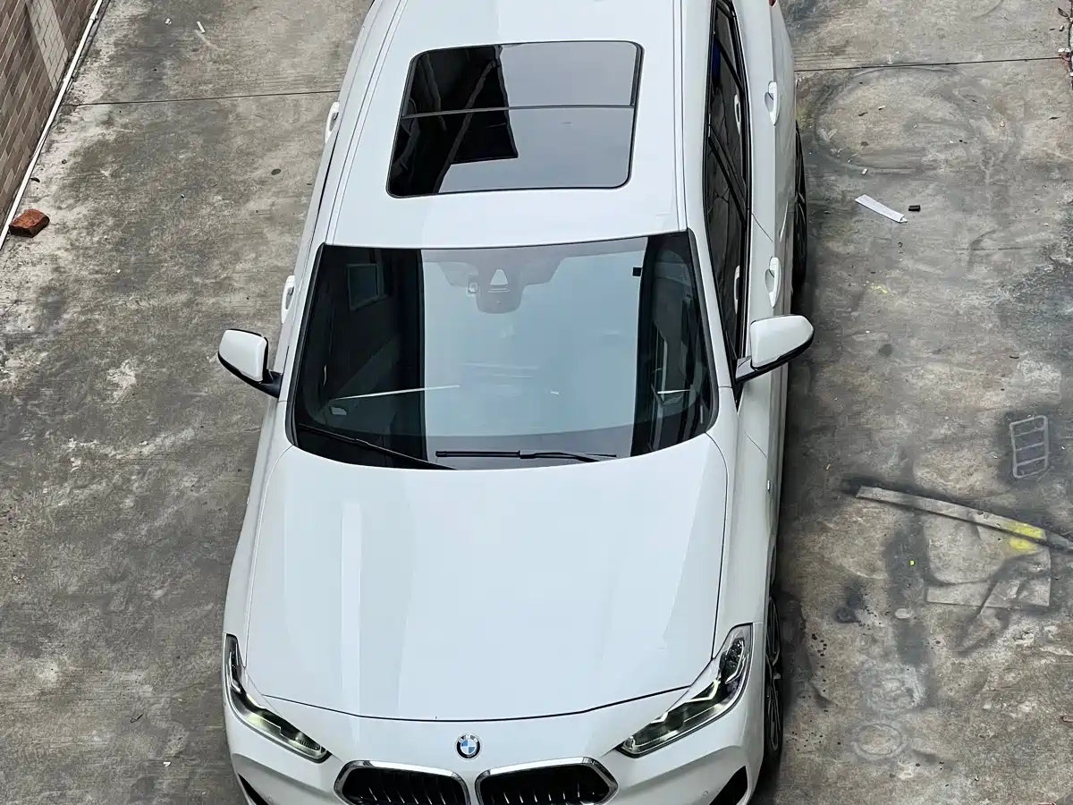Photo 10 - BMW X2