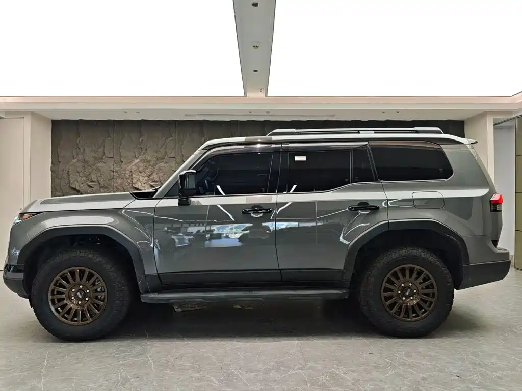 Lexus GX 2024 2024 OVERTRAIL Summit Edition