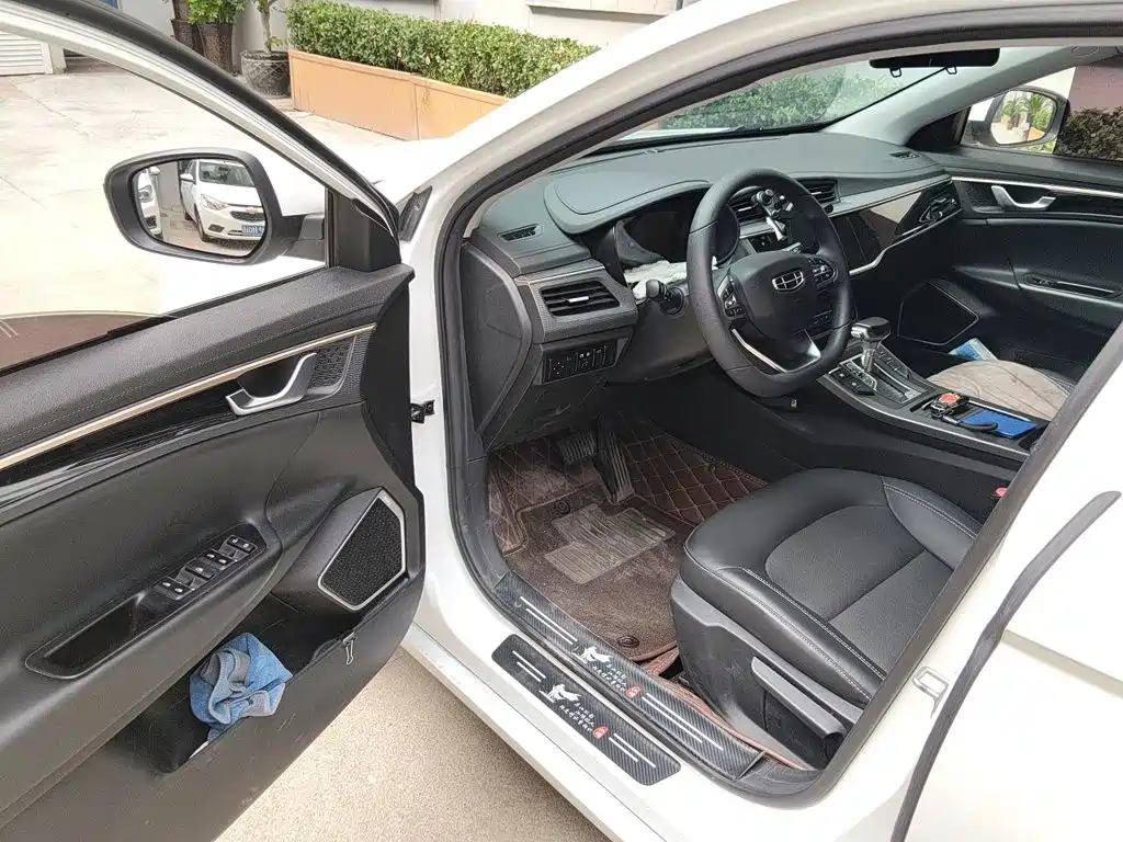 Geely Emgrand GL 2021 2021 UP 1.4T CVT Premium