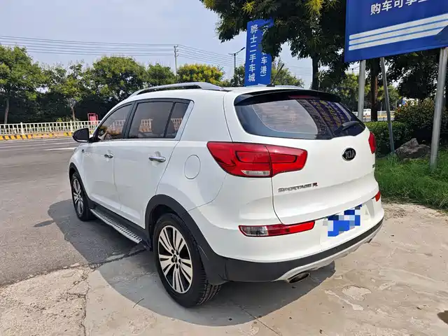 Kia Sportage 2016 2.0L Automatic 2WD DLX — фото 4
