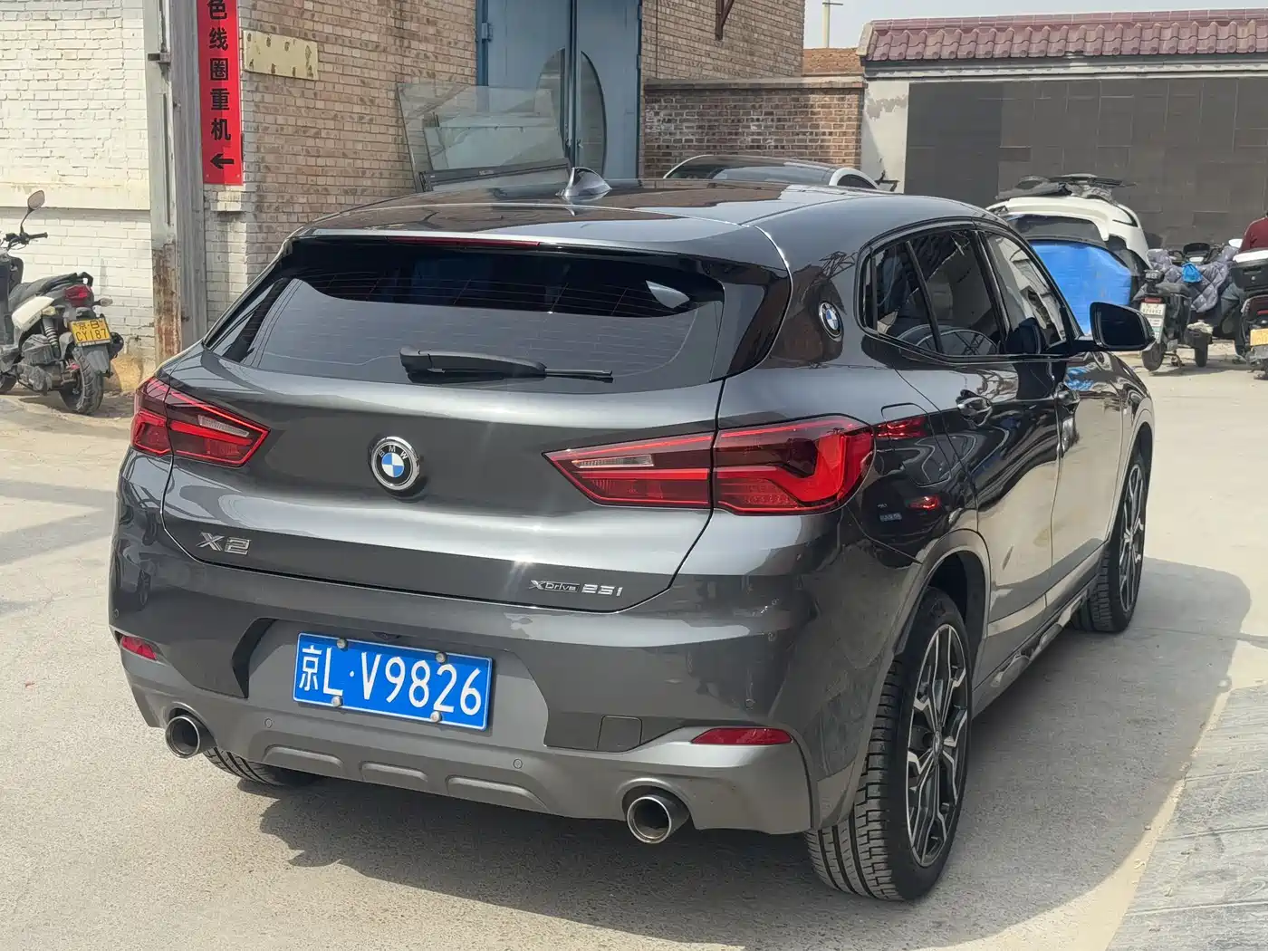 BMW X2