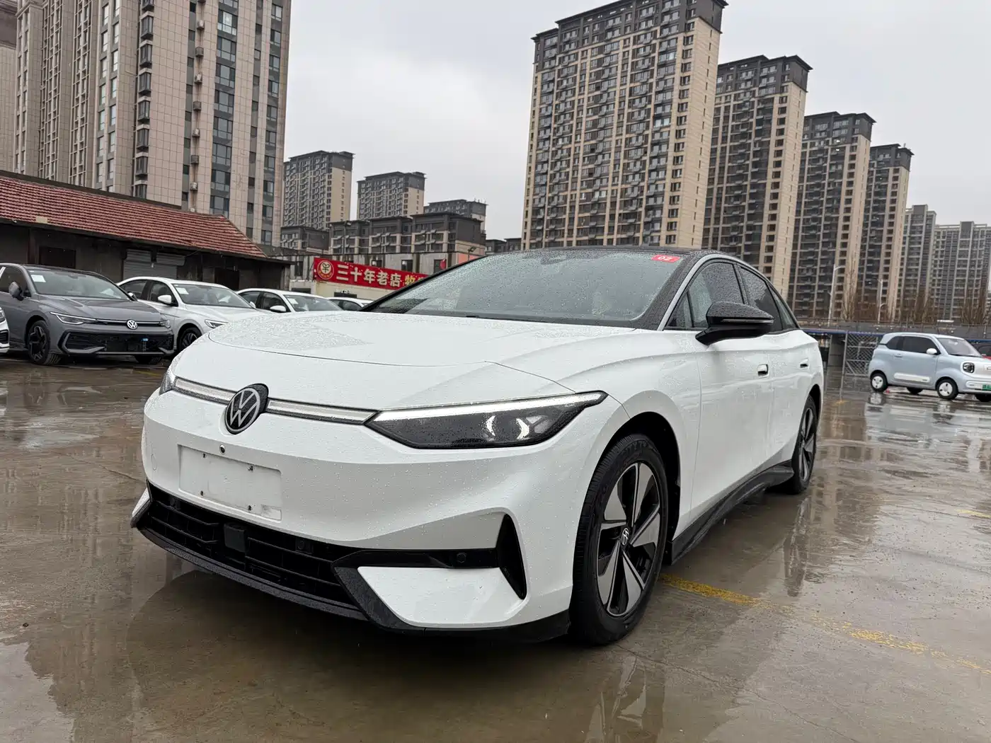 VOLKSWAGEN ID.7 VIZZION