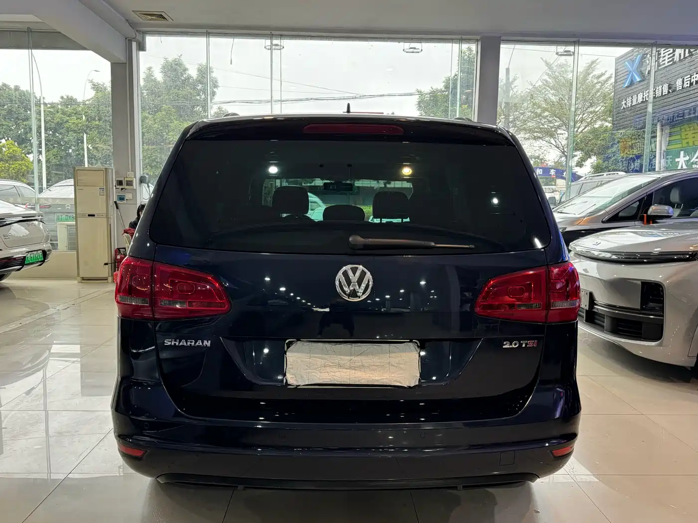 Volkswagen Sharan 2014 2.0TSI Standard фото 16