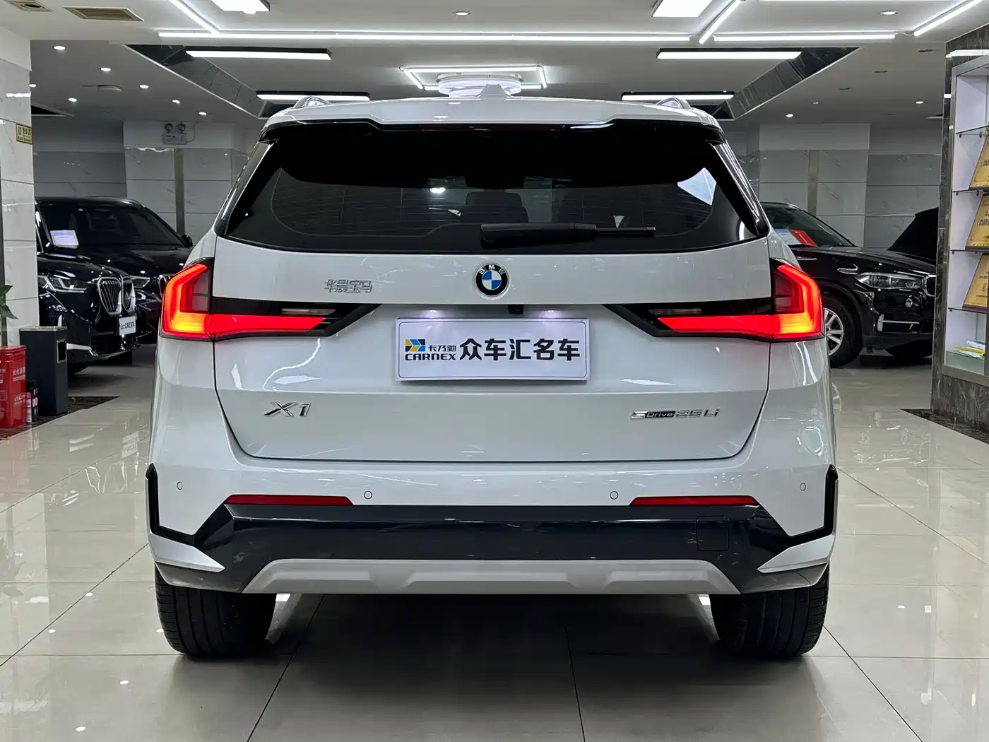 BMW X1 2024 sDrive25Li X Design Package фото 5