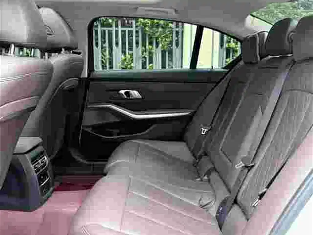 Фото 8 - BMW 3 Series