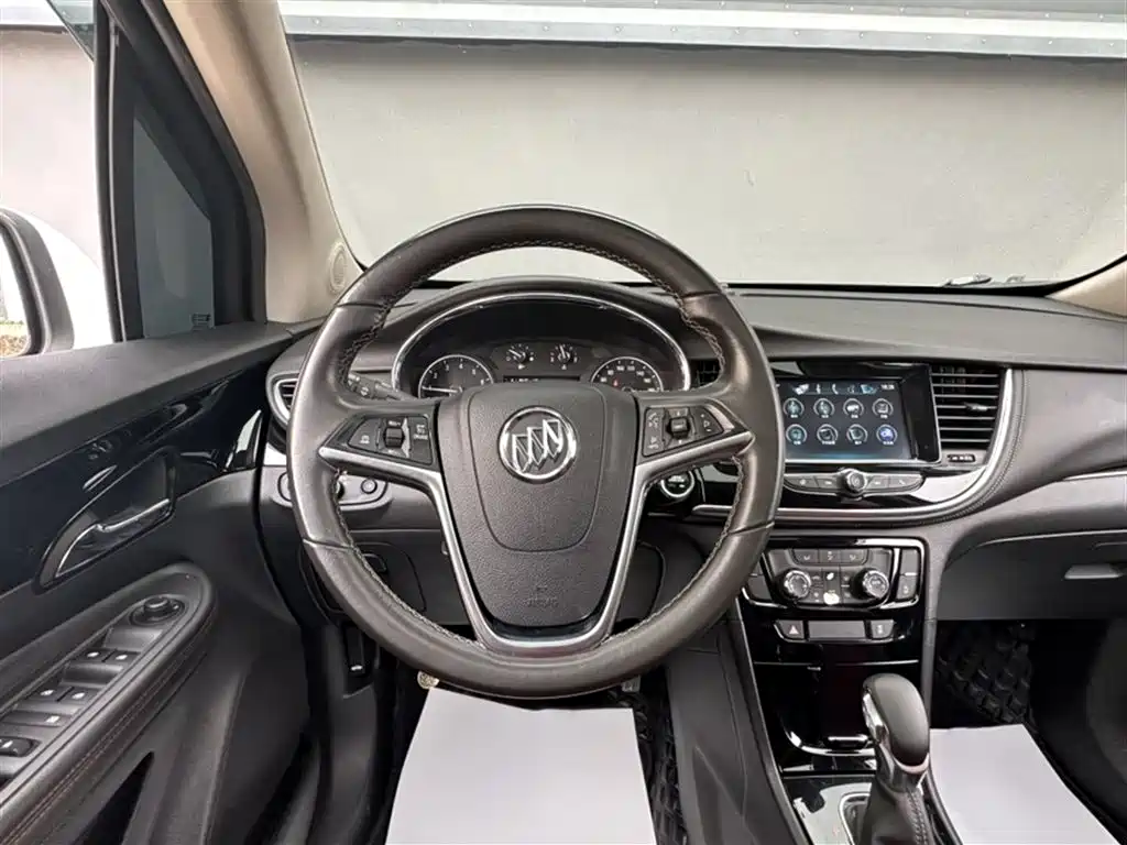 Buick Encore 2017 18T Automatic 4WD All-round Flagship фото 3