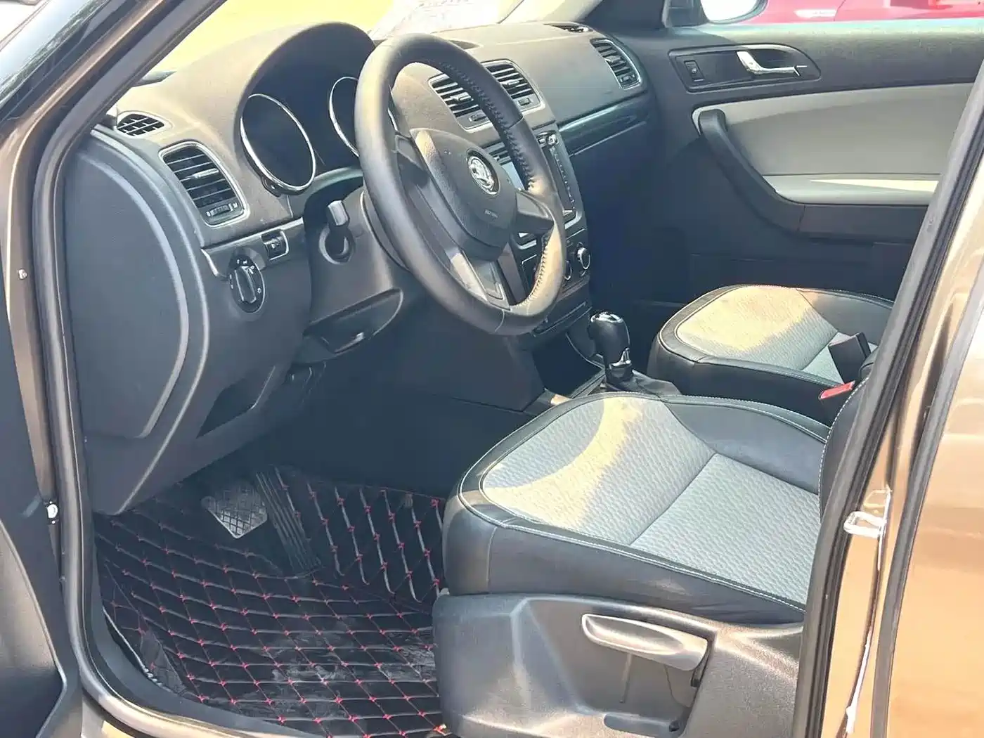 Škoda Yeti 2016 2016 1.4TSI DSG Forward Edition