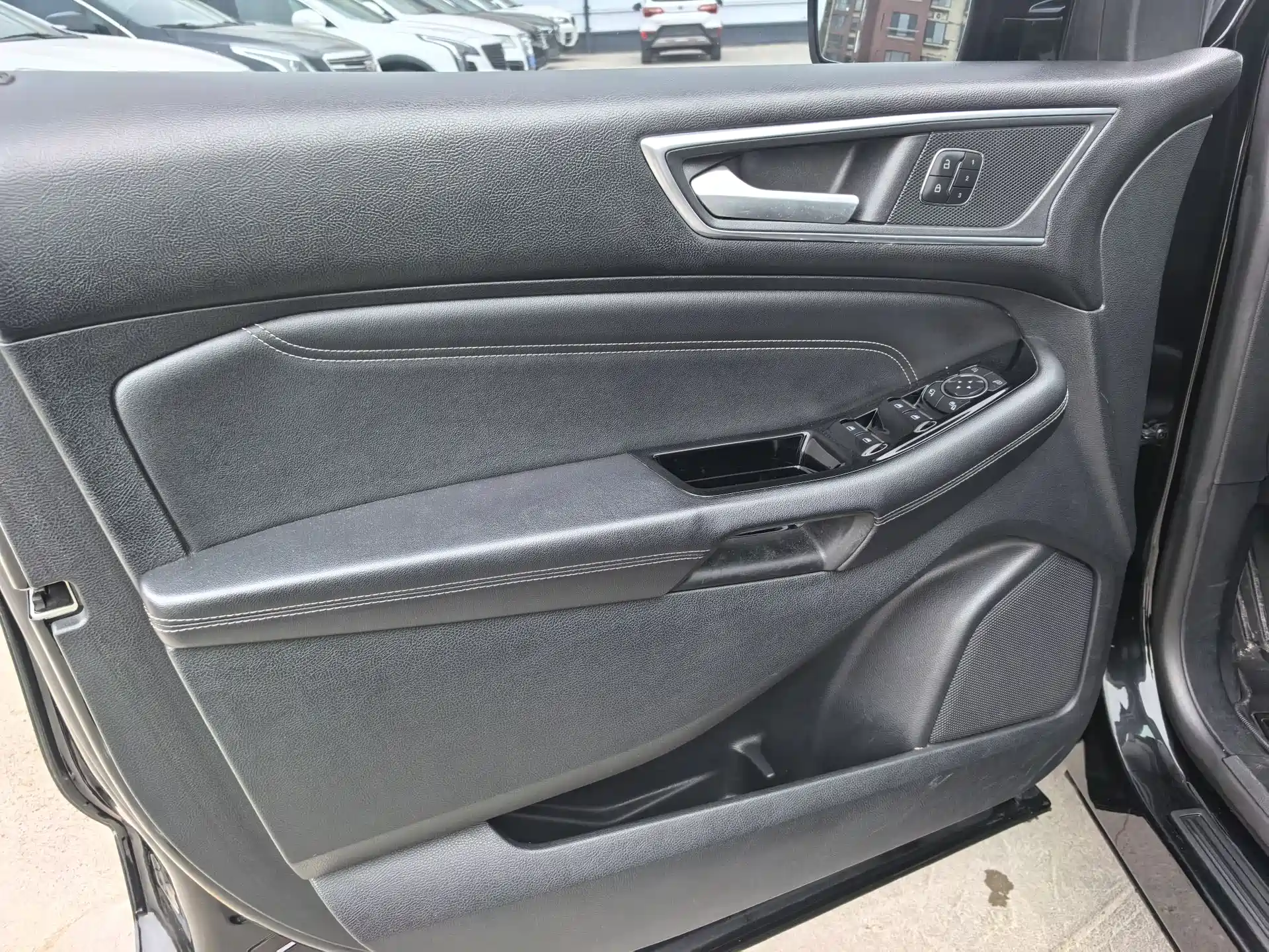 Фото 3 - Ford Edge