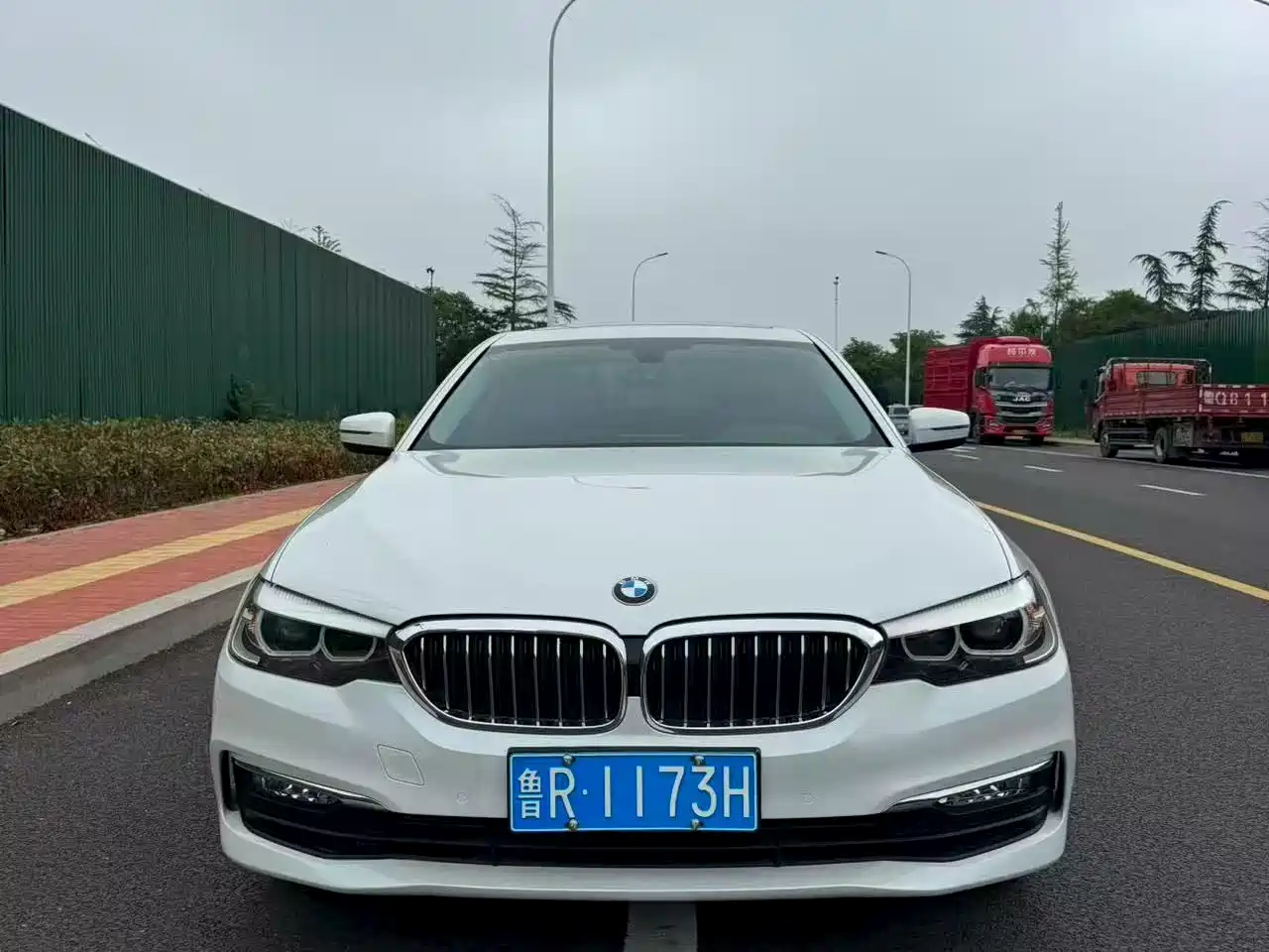 BMW 5 Series 2018 528Li Launch Special Edition