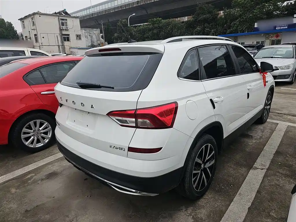 Škoda Kamiq 2020 Model 1.5L Automatic Comfort фото 23
