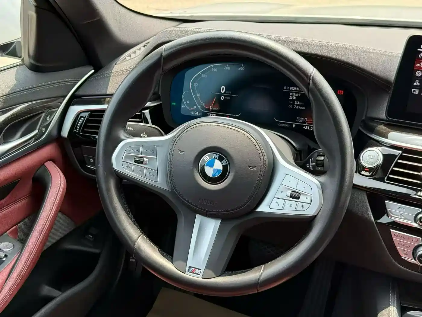 BMW 5 Series 2022 Model Second Facelift 525Li M Sport Package фото 12