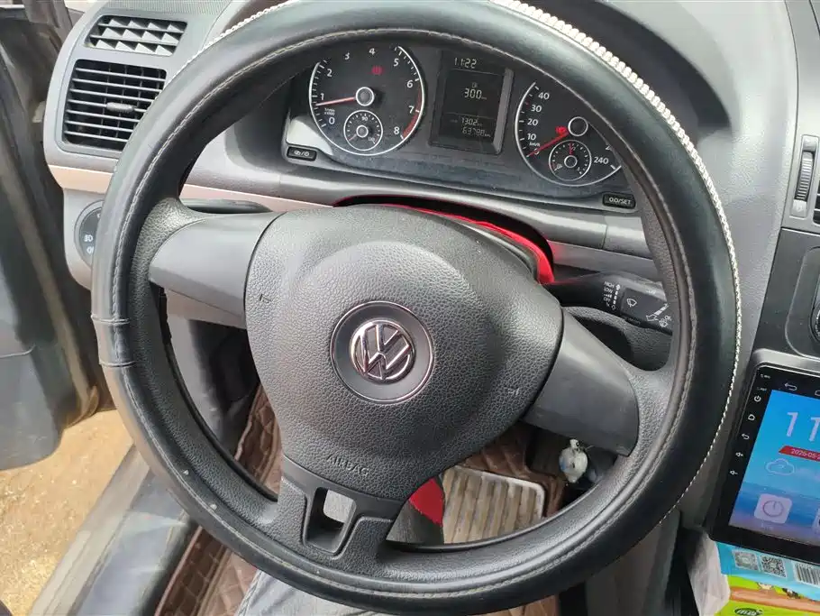 Volkswagen Touran 2015 1.4T Manual Trend Edition 5-seater фото 15