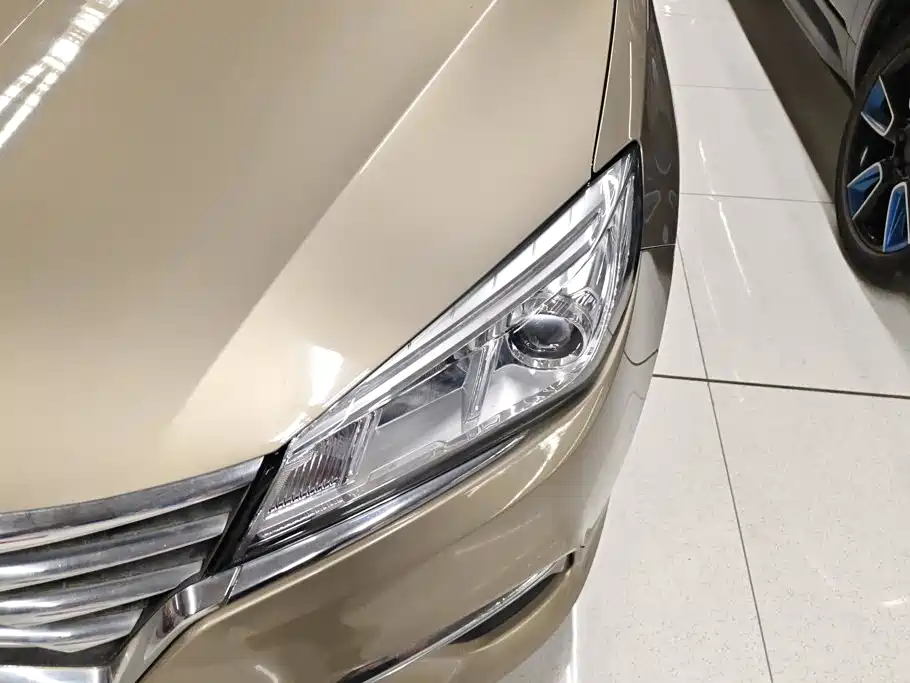 2018 Roewe 360