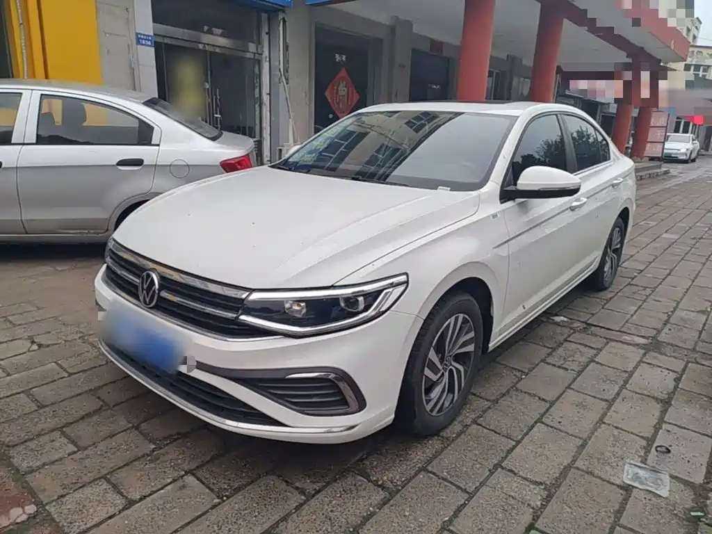 Volkswagen Bora 2025 200TSI DSG Joy Ride Navigation Edition
